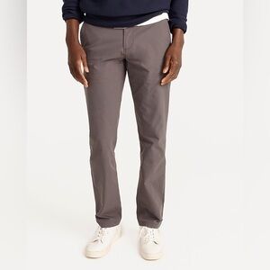 J Crew 770™ Straight-fit tech pant
Item AW006
